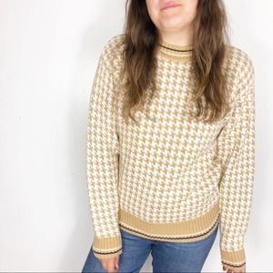 Women's Houndstooth Sweater - Tan